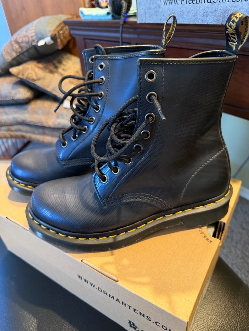 Dr. Martens Women's Blue Lace-Up Leather Combat Boots